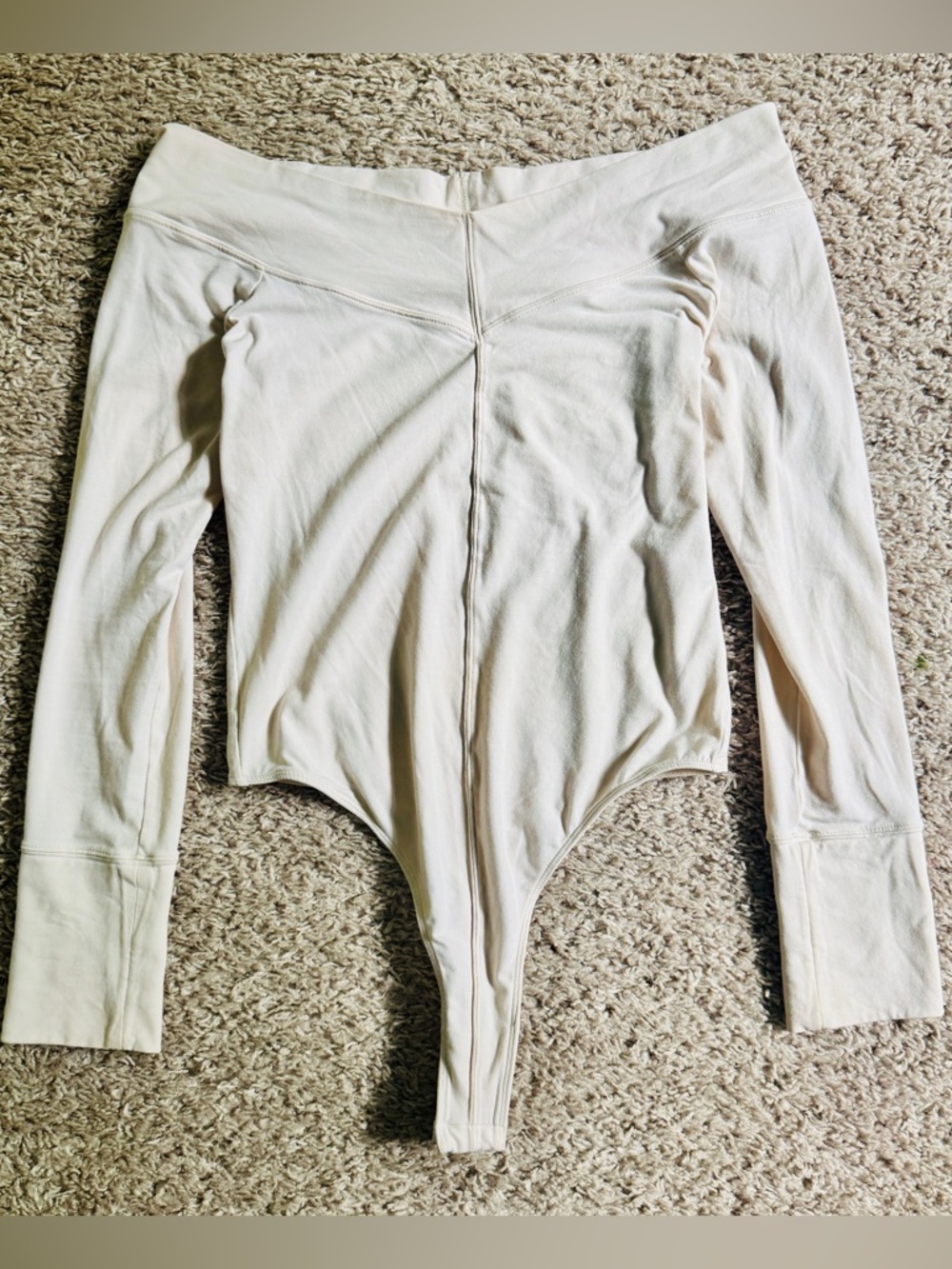 Free People | Off-Shoulder Long Sleeve Cream Bodysuit Size Medium - Picture 10 of 13